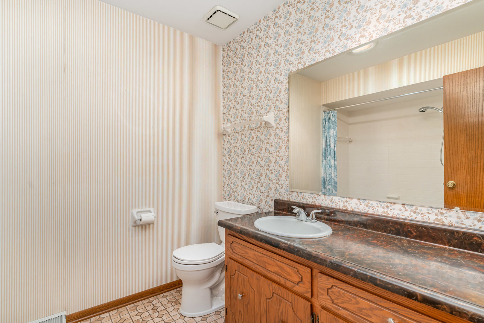 15217 S 74th Court, Orland Park, IL 60462
