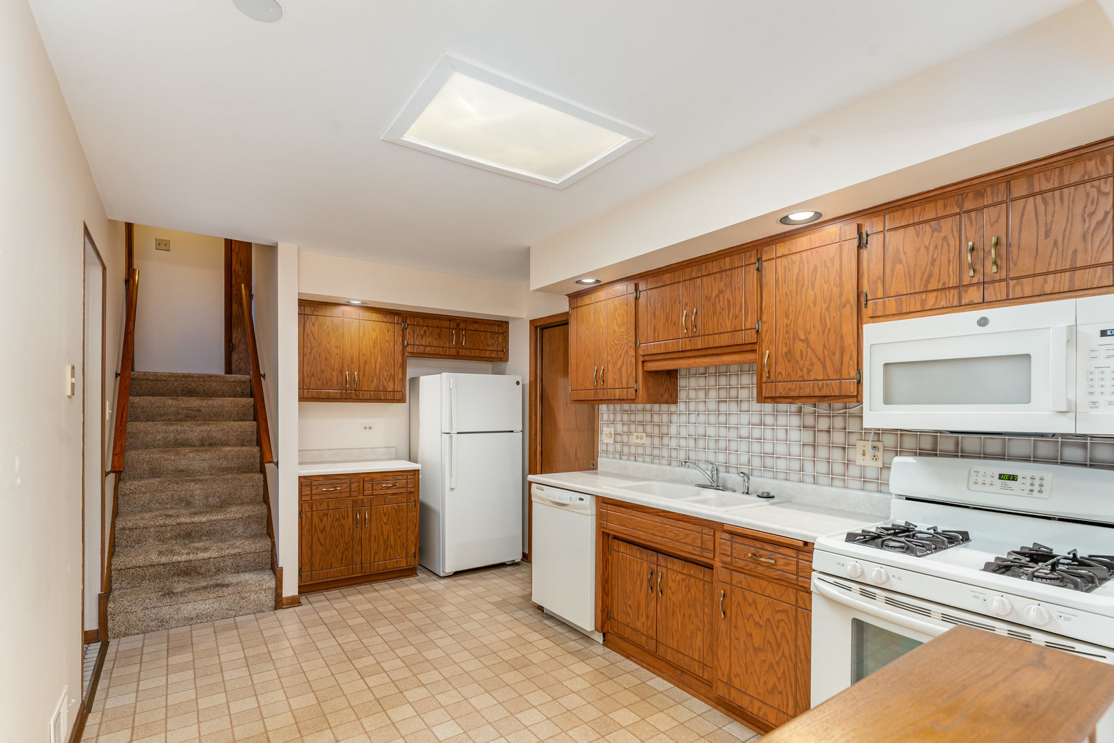15217 S 74th Court, Orland Park, IL 60462