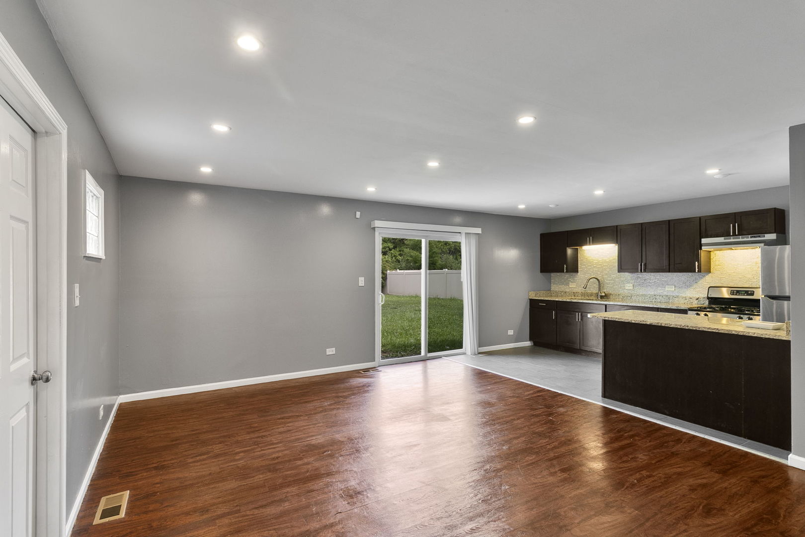 5838 Woodgate Drive, Matteson, IL 60443