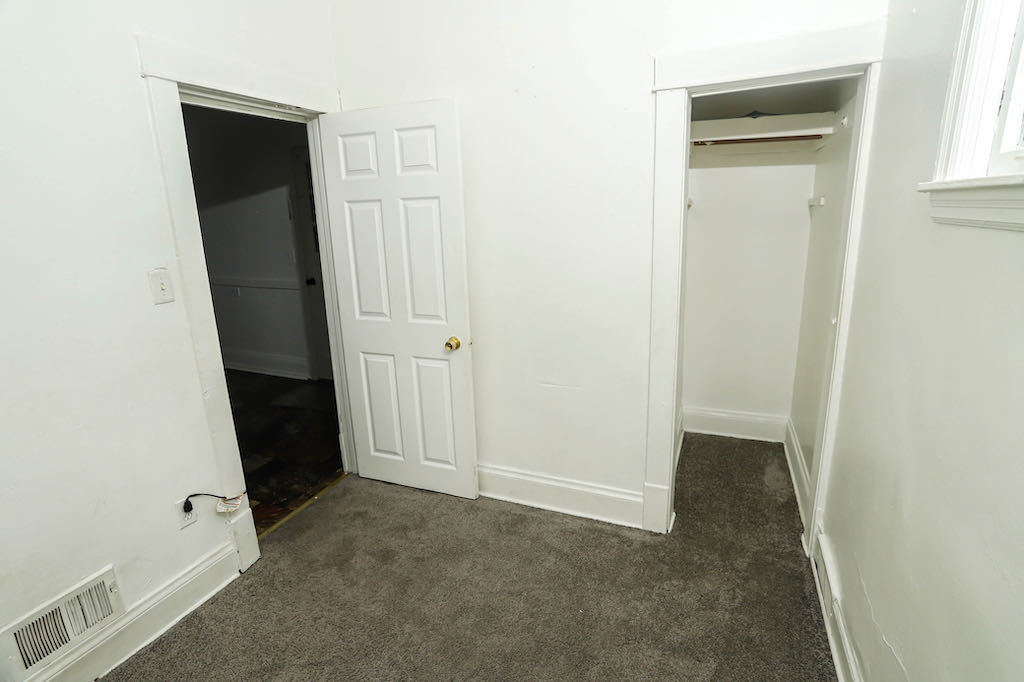 12402 S Green Street, Calumet Park, IL 60827