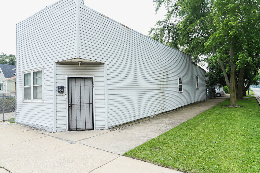 12402 S Green Street, Calumet Park, IL 60827