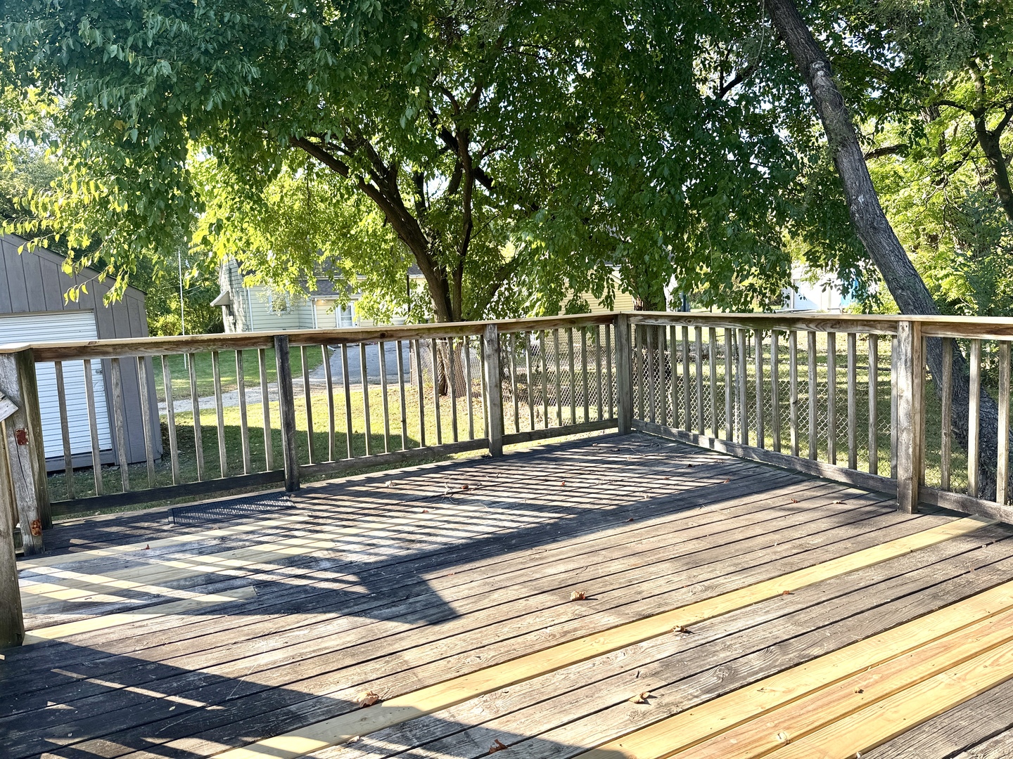 15750 Woodlawn West Avenue, South Holland, IL 60473