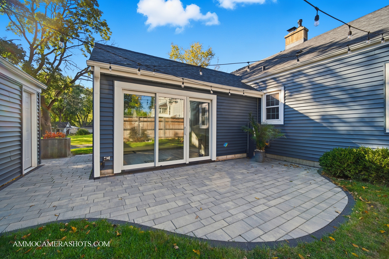 5703 Lee Avenue, Downers Grove, IL 60516