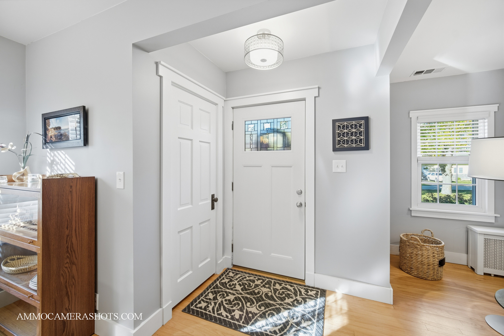 5703 Lee Avenue, Downers Grove, IL 60516