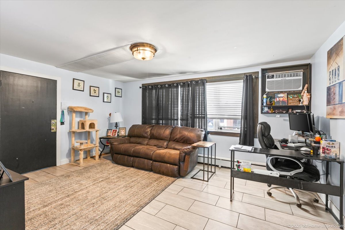 7110 W 107th Street #16, Worth, IL 60482