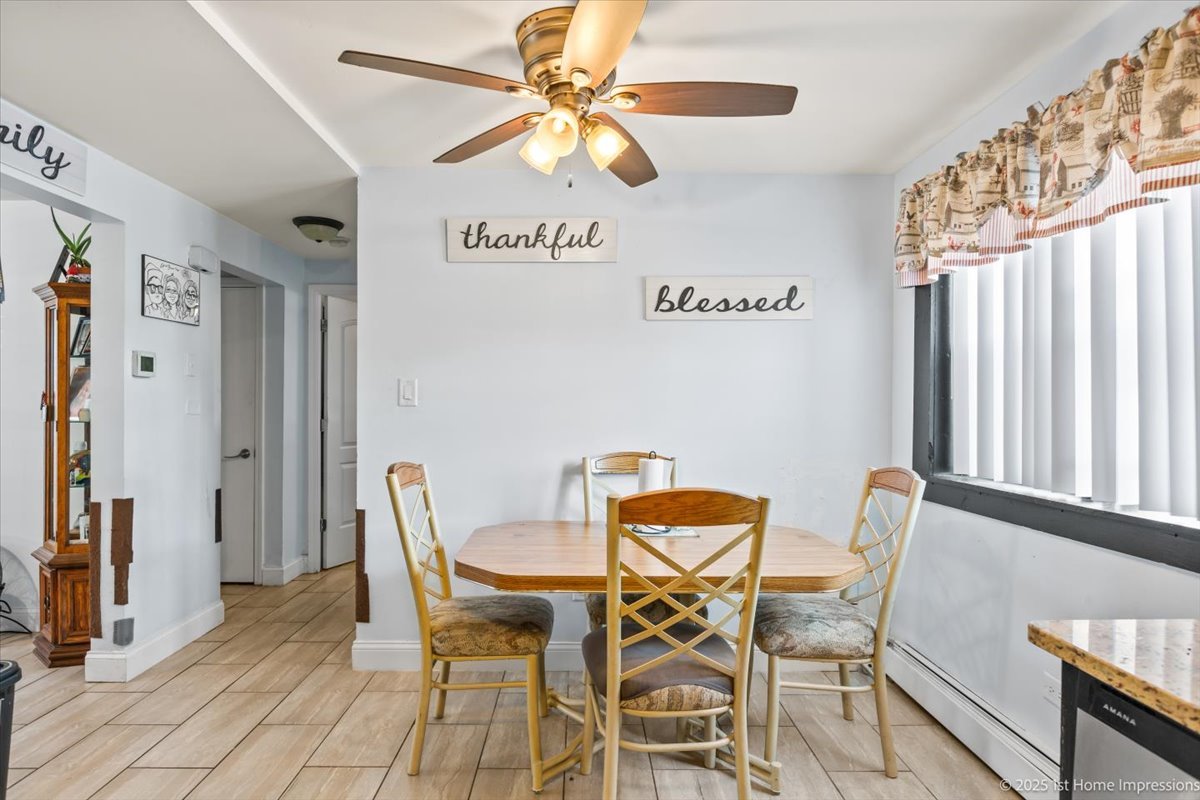 7110 W 107th Street #16, Worth, IL 60482