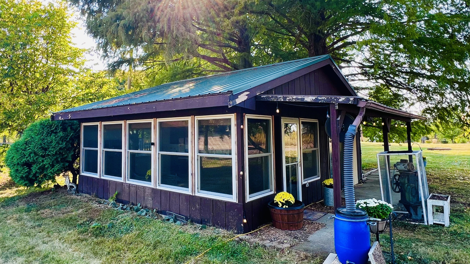 8533 N 1900 East Road, Bloomington, IL 61705