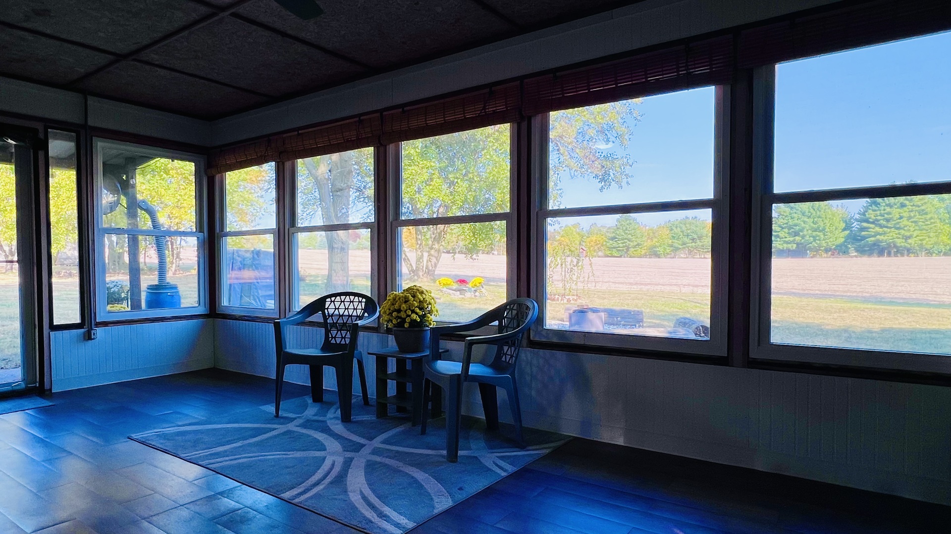 8533 N 1900 East Road, Bloomington, IL 61705