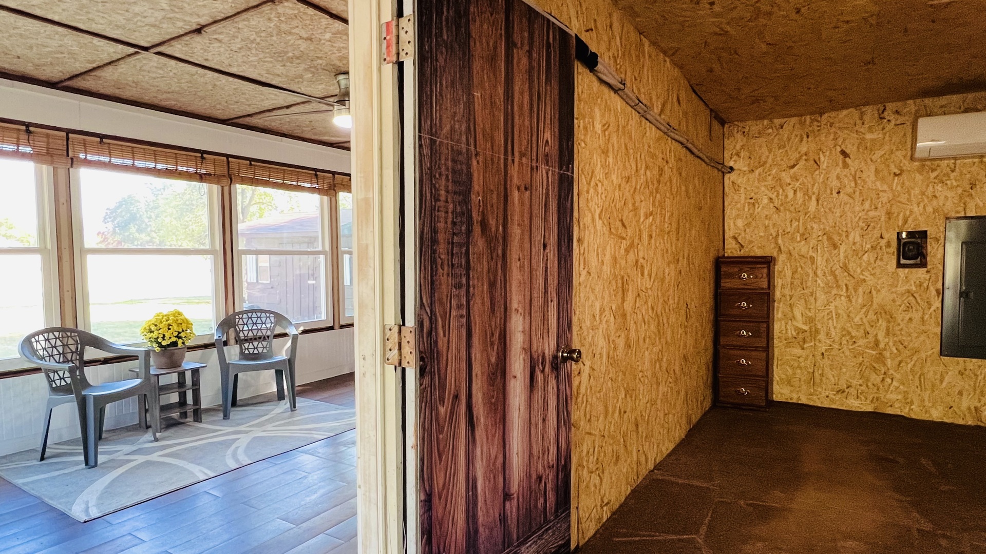 8533 N 1900 East Road, Bloomington, IL 61705