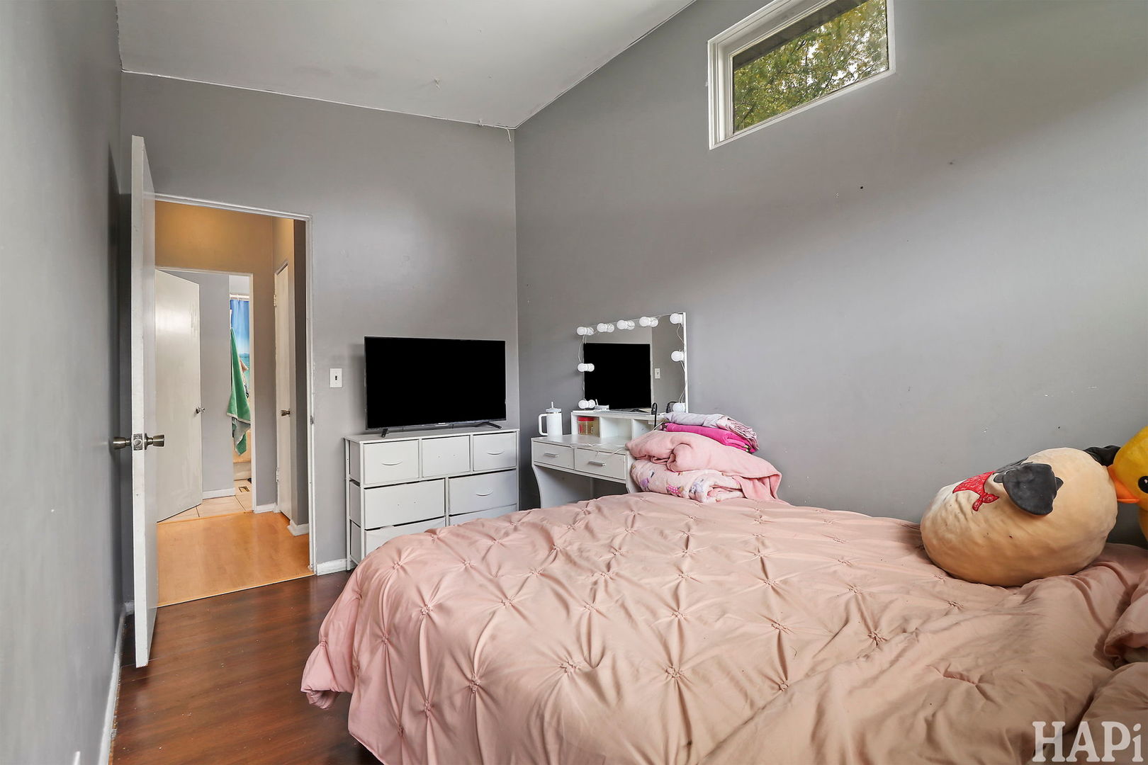 1711 Beechnut Drive, Holiday Hills, IL 60051