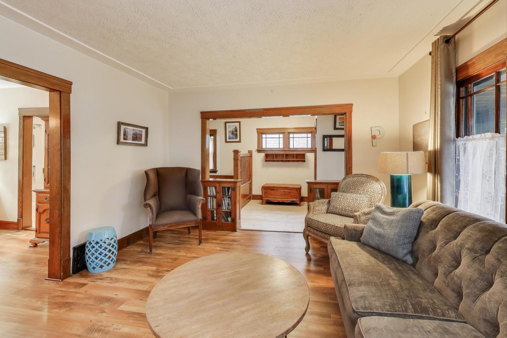 3418 Wesley Avenue, Berwyn, IL 60402