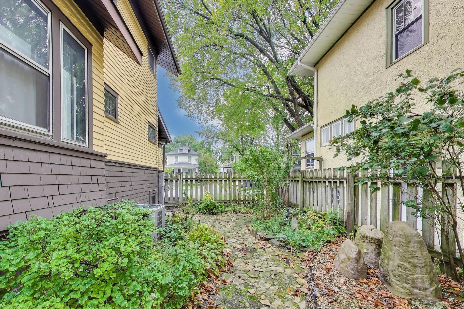 3418 Wesley Avenue, Berwyn, IL 60402
