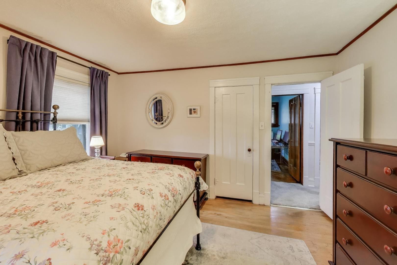 3418 Wesley Avenue, Berwyn, IL 60402