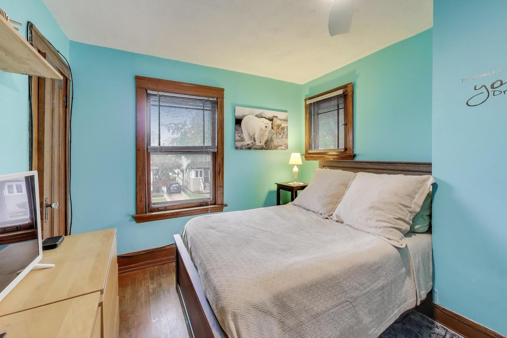 3418 Wesley Avenue, Berwyn, IL 60402
