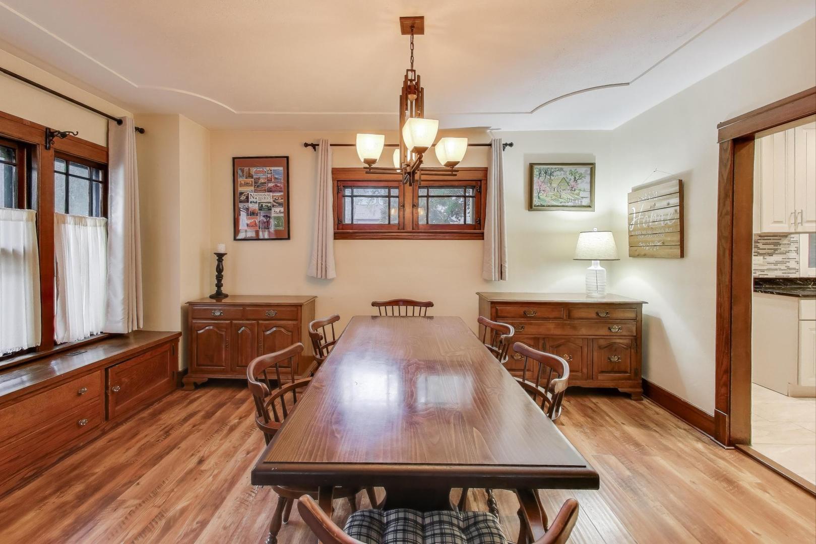 3418 Wesley Avenue, Berwyn, IL 60402