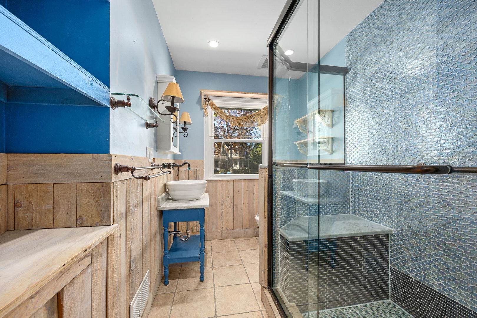 4915 Pershing Avenue, Downers Grove, IL 60515