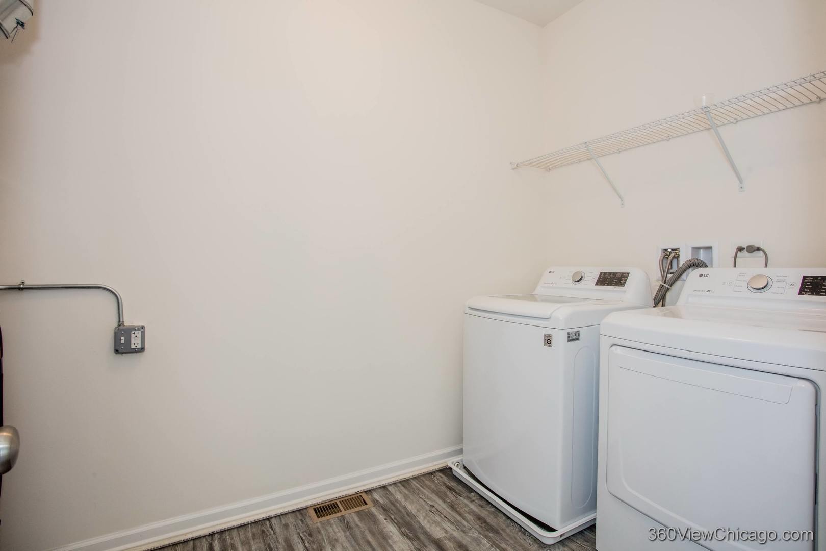 4326 Monroe Avenue, Naperville, IL 60564