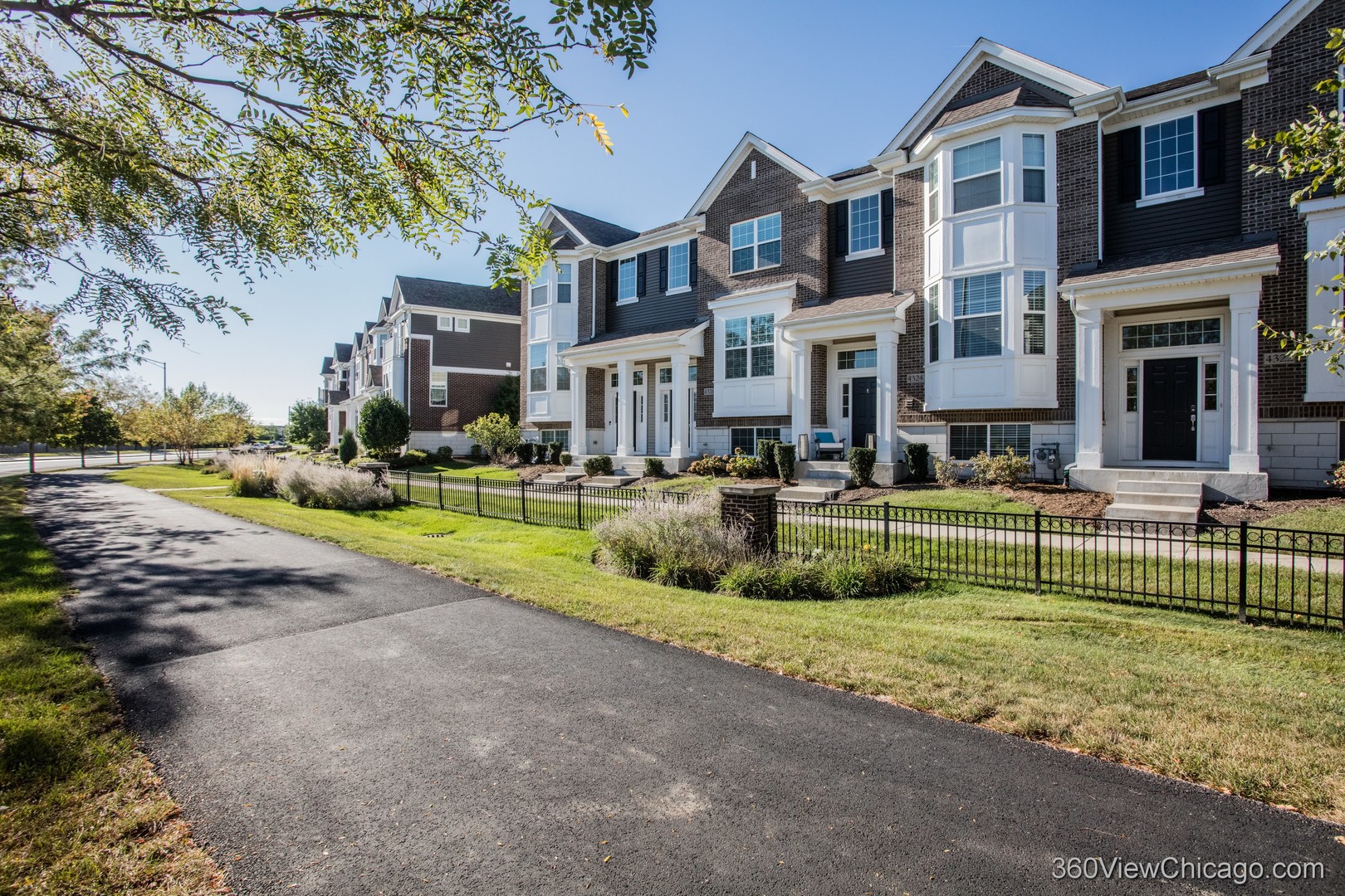 4326 Monroe Avenue, Naperville, IL 60564