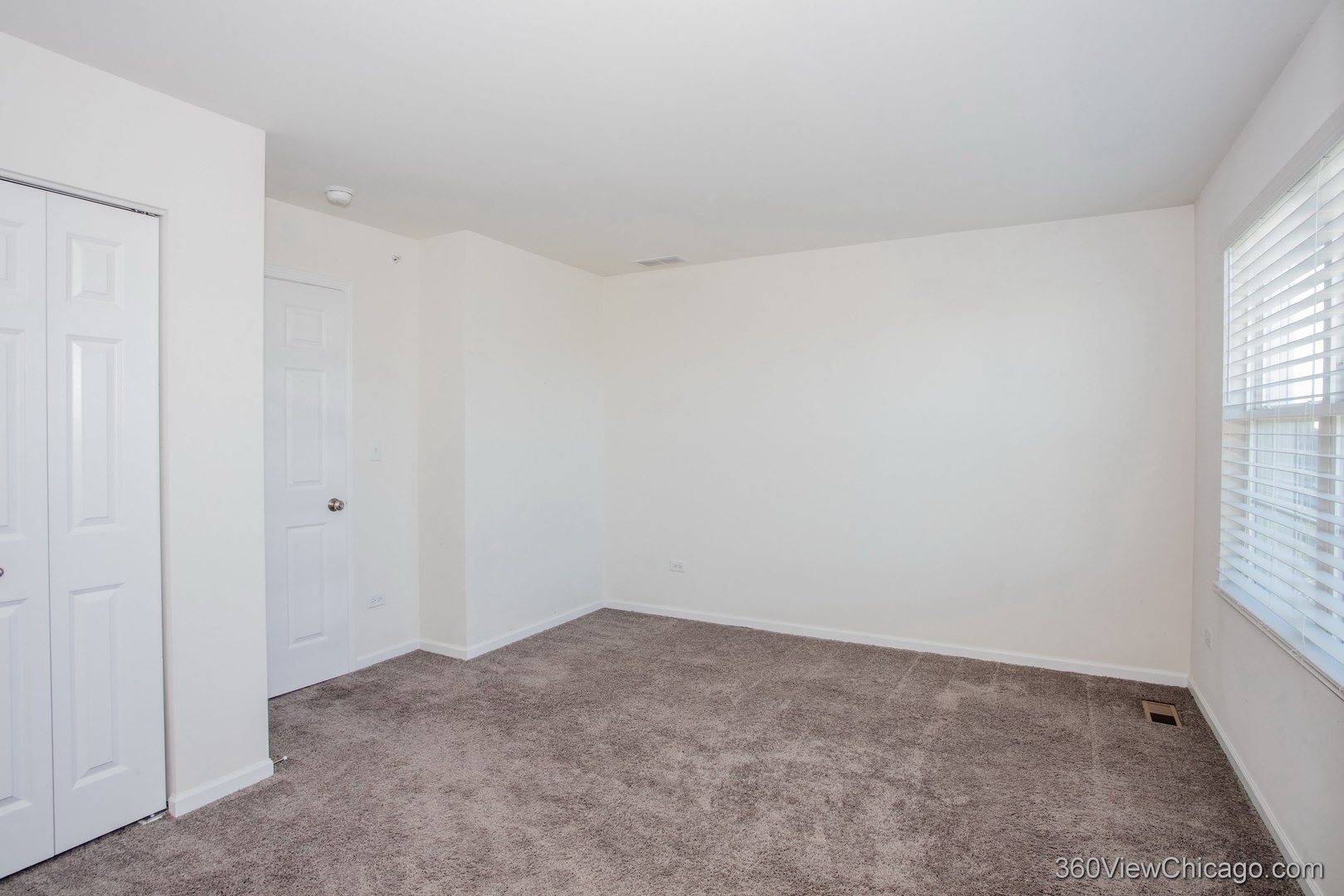 4326 Monroe Avenue, Naperville, IL 60564