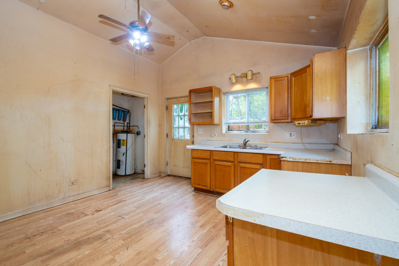 38178 N 1st Avenue, Spring Grove, IL 60081