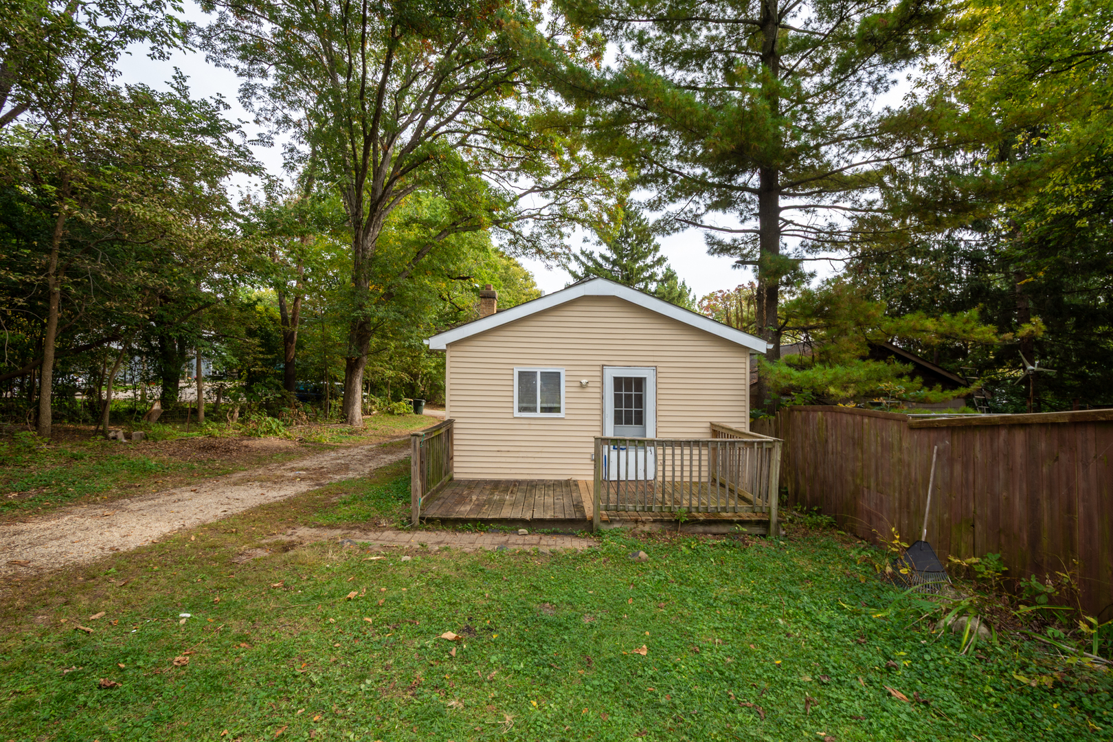 38178 N 1st Avenue, Spring Grove, IL 60081