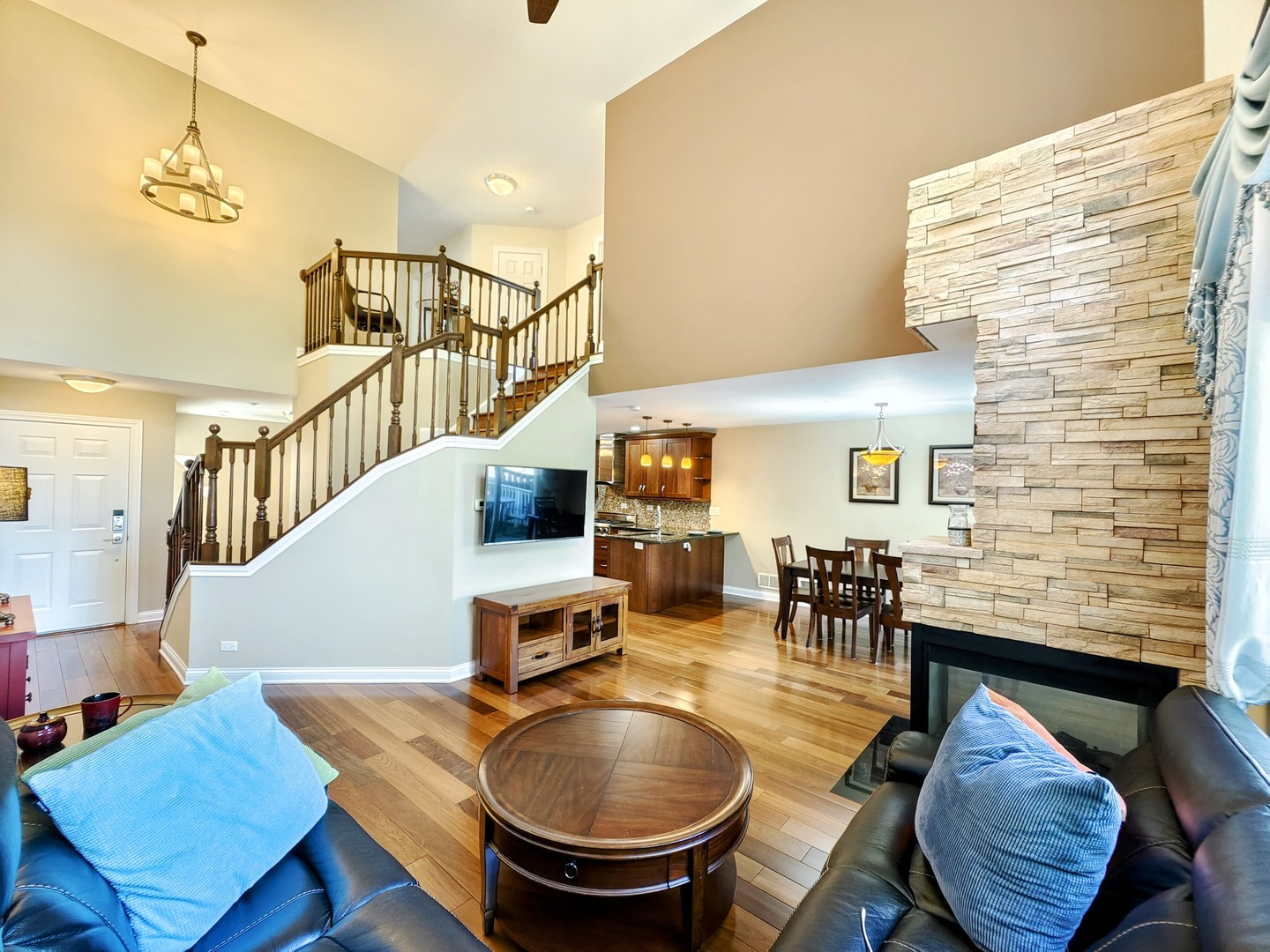 1778 Briggs Court, Lisle, IL 60532