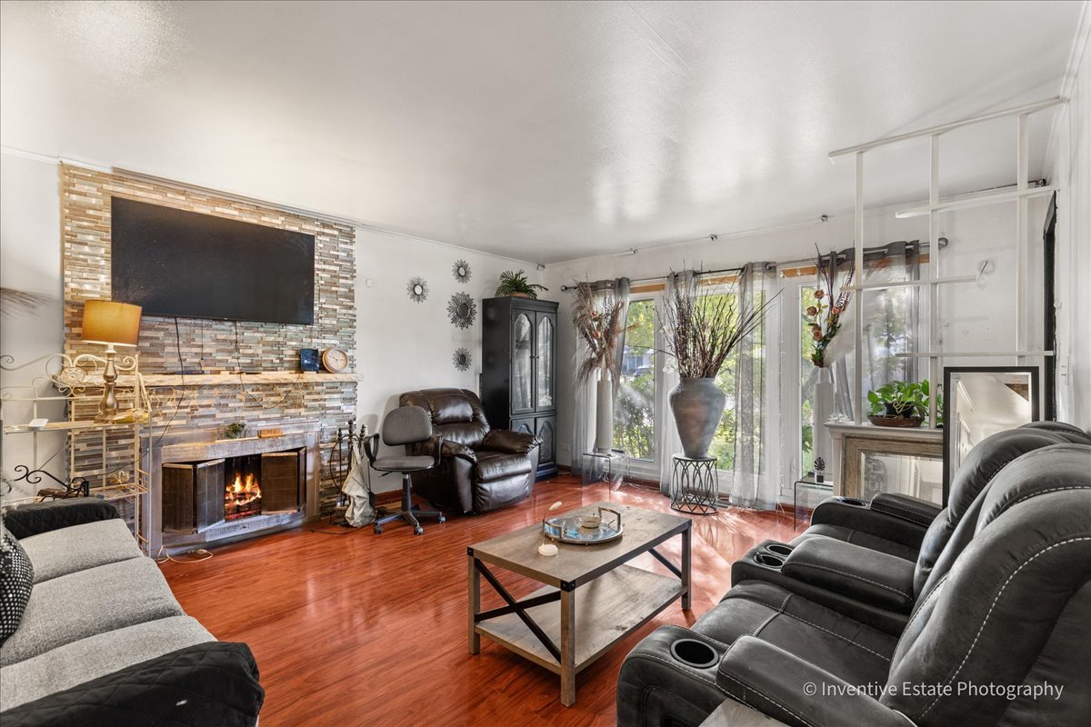 3030 W 85th Street, Chicago, IL 60652