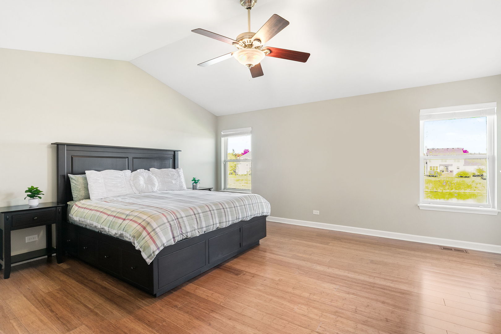 2511 Bluewater Drive, Wauconda, IL 60084