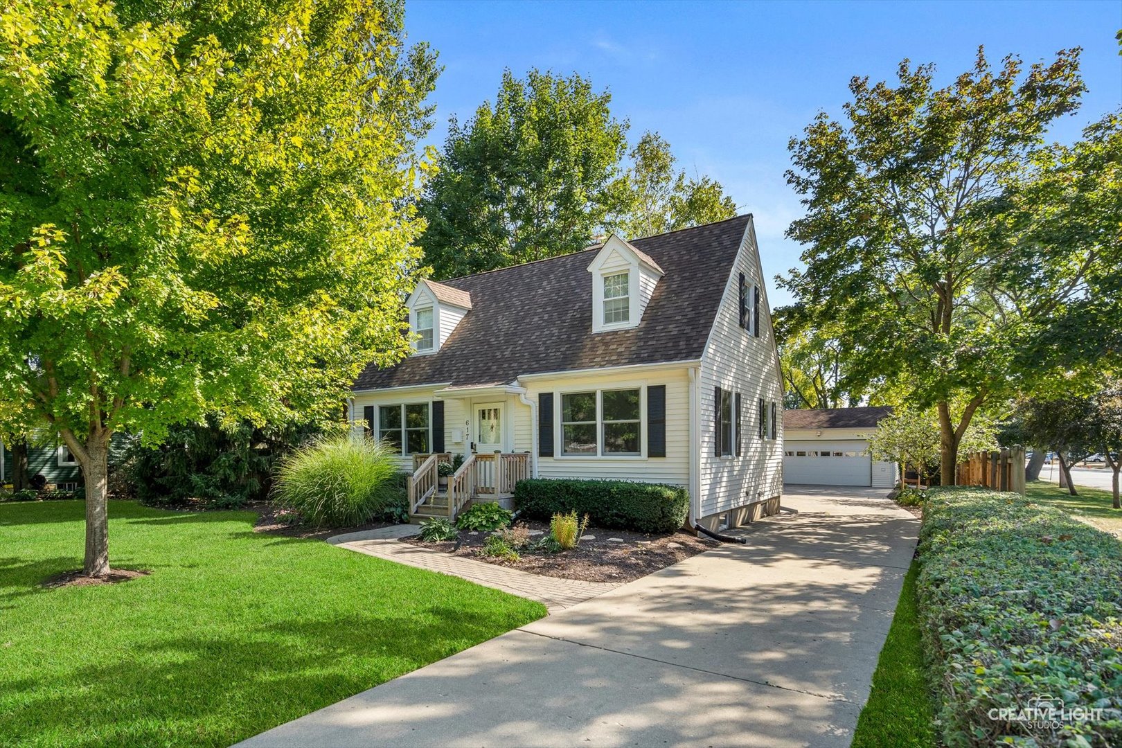 617 Horne Street, St. Charles, IL 60174