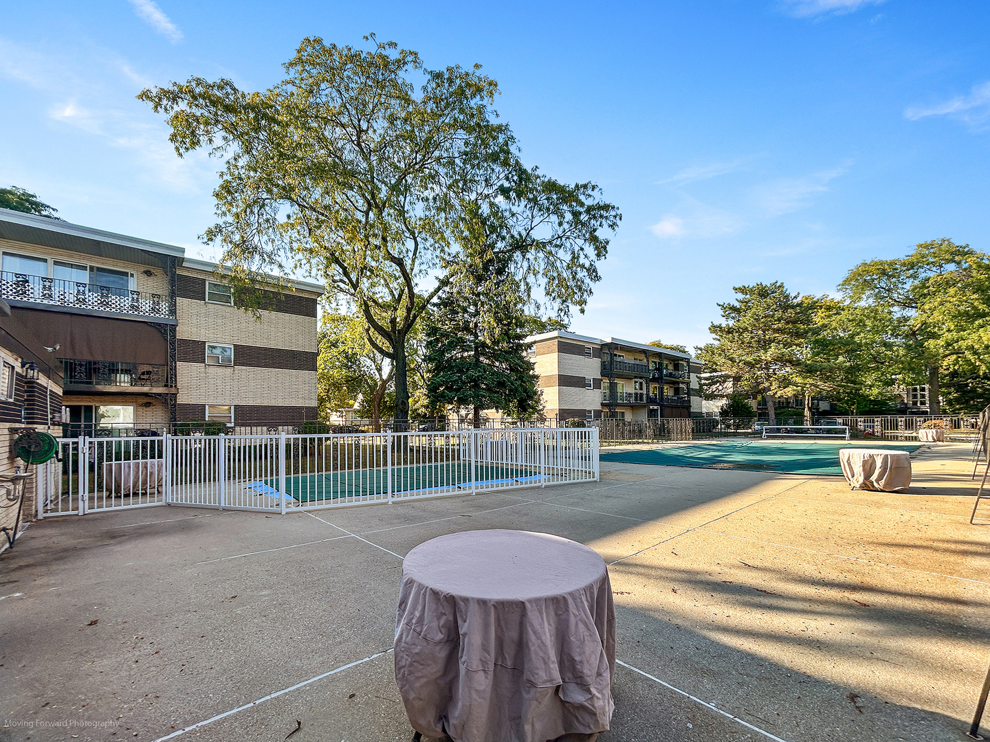 301 E Plainfield Road #6, La Grange, IL 60525