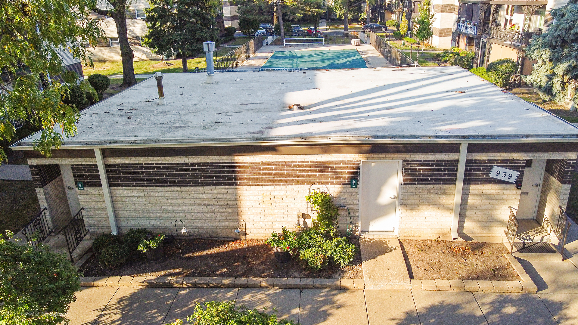 301 E Plainfield Road #6, La Grange, IL 60525