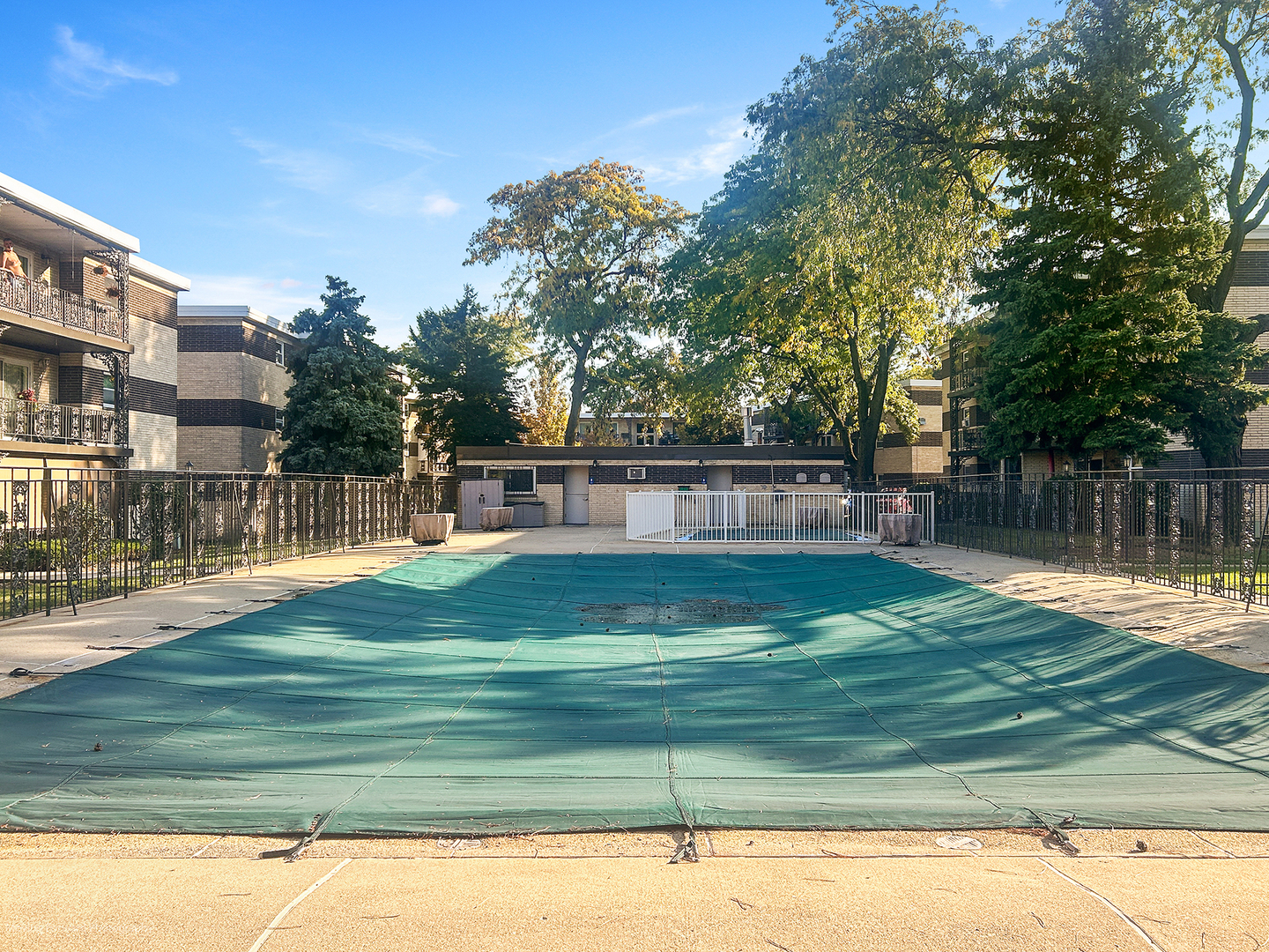 301 E Plainfield Road #6, La Grange, IL 60525