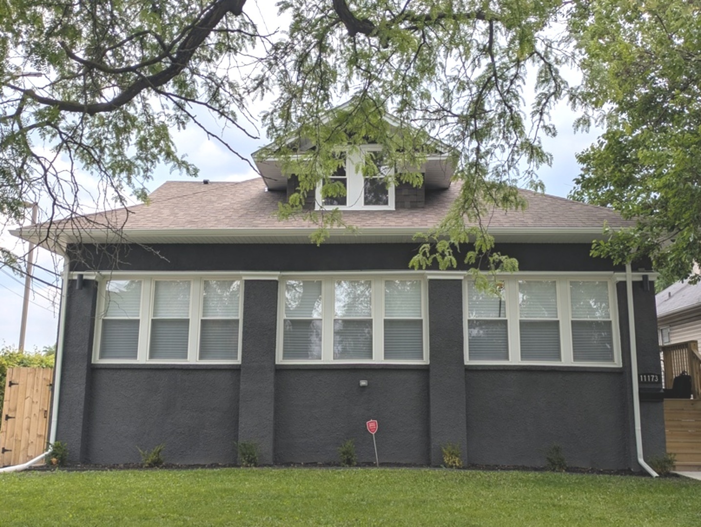 11173 S Hermosa Avenue, Chicago, IL 60643