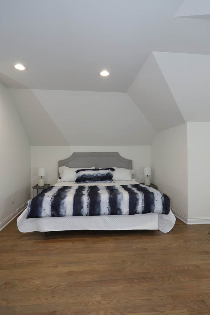 11173 S Hermosa Avenue, Chicago, IL 60643