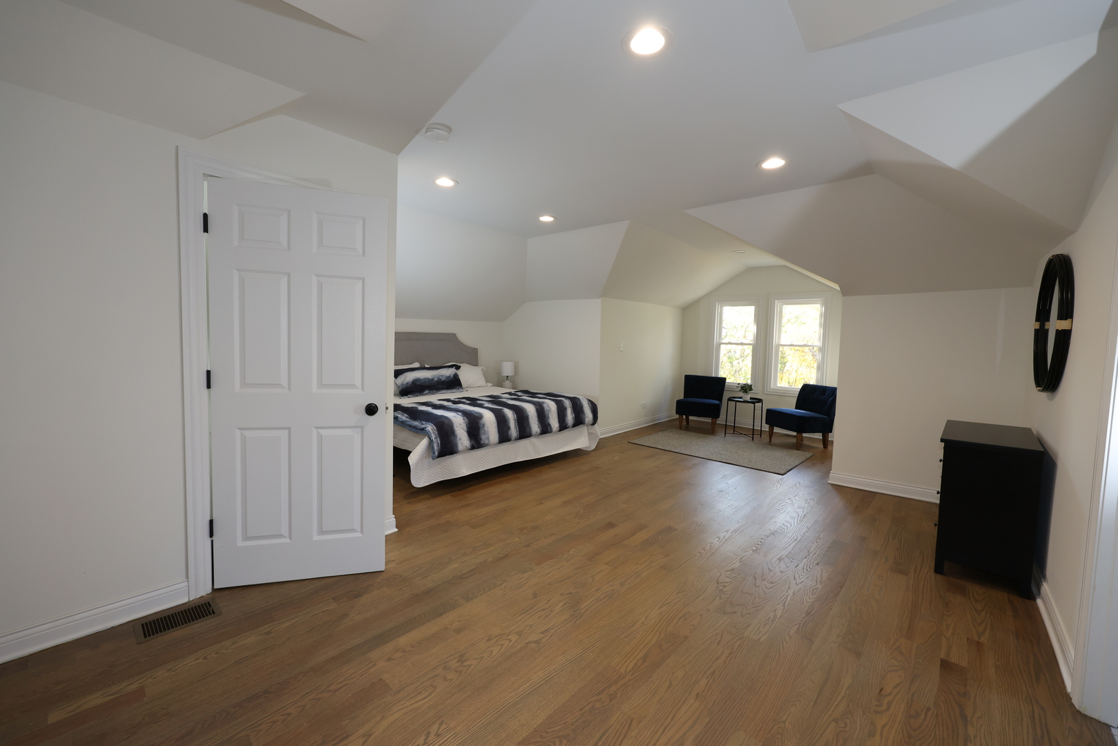 11173 S Hermosa Avenue, Chicago, IL 60643