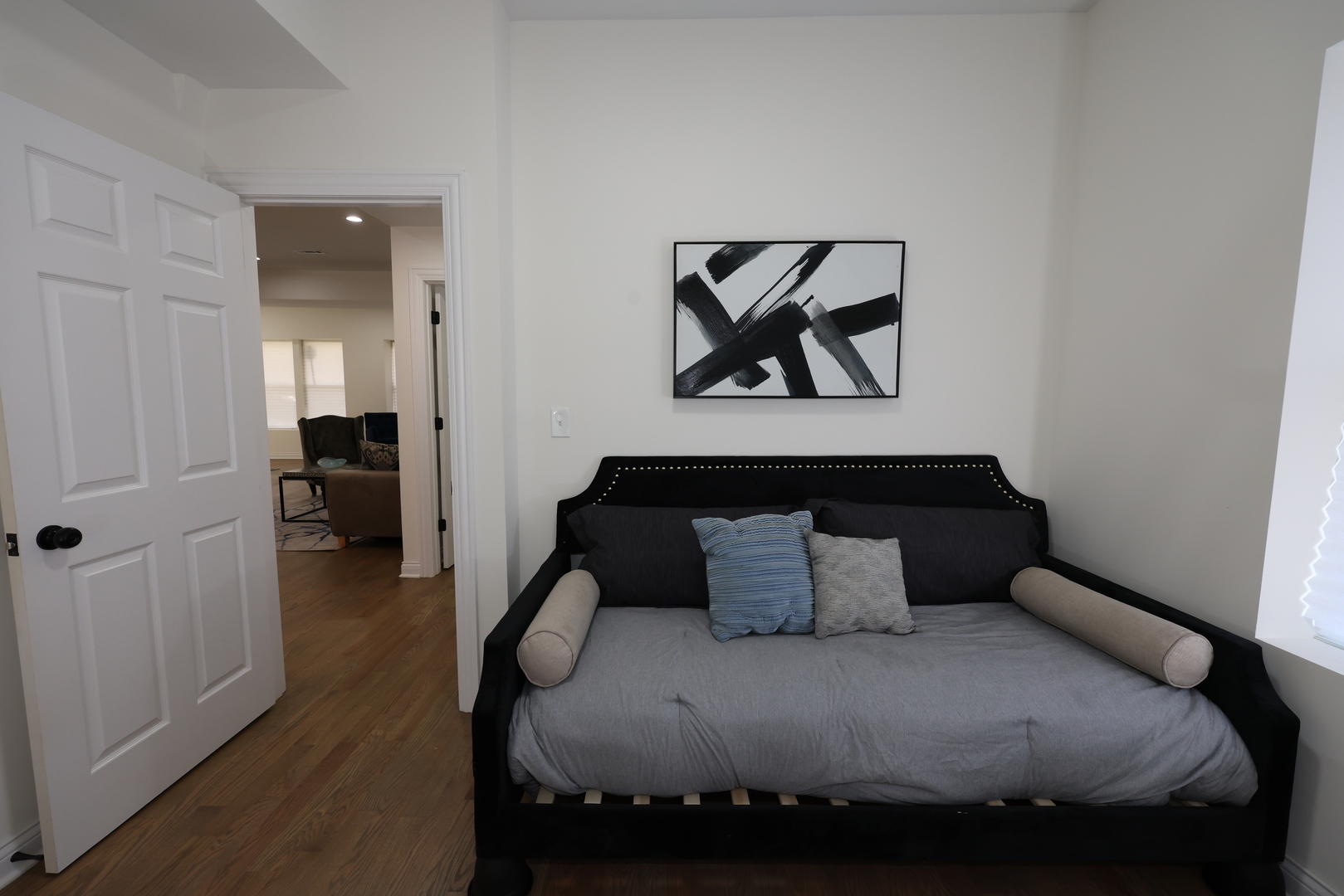 11173 S Hermosa Avenue, Chicago, IL 60643