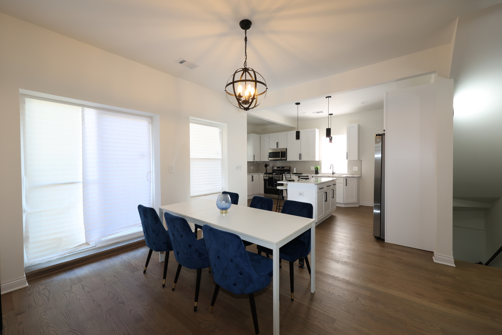 11173 S Hermosa Avenue, Chicago, IL 60643