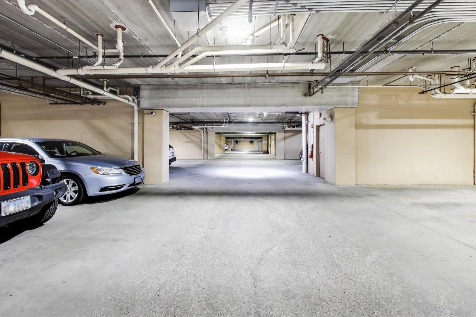 77 N Wolf Road #312, Northlake, IL 60164