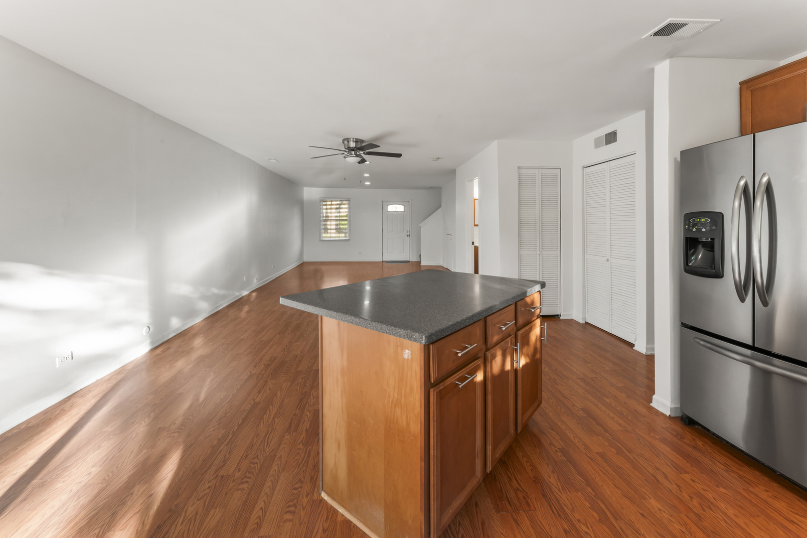4950 Rochester Drive, Hoffman Estates, IL 60010