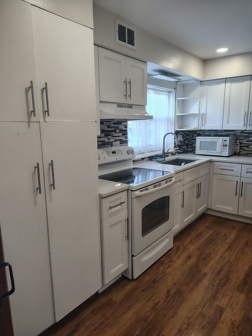 4109 W 63rd Street, Chicago, IL 60629