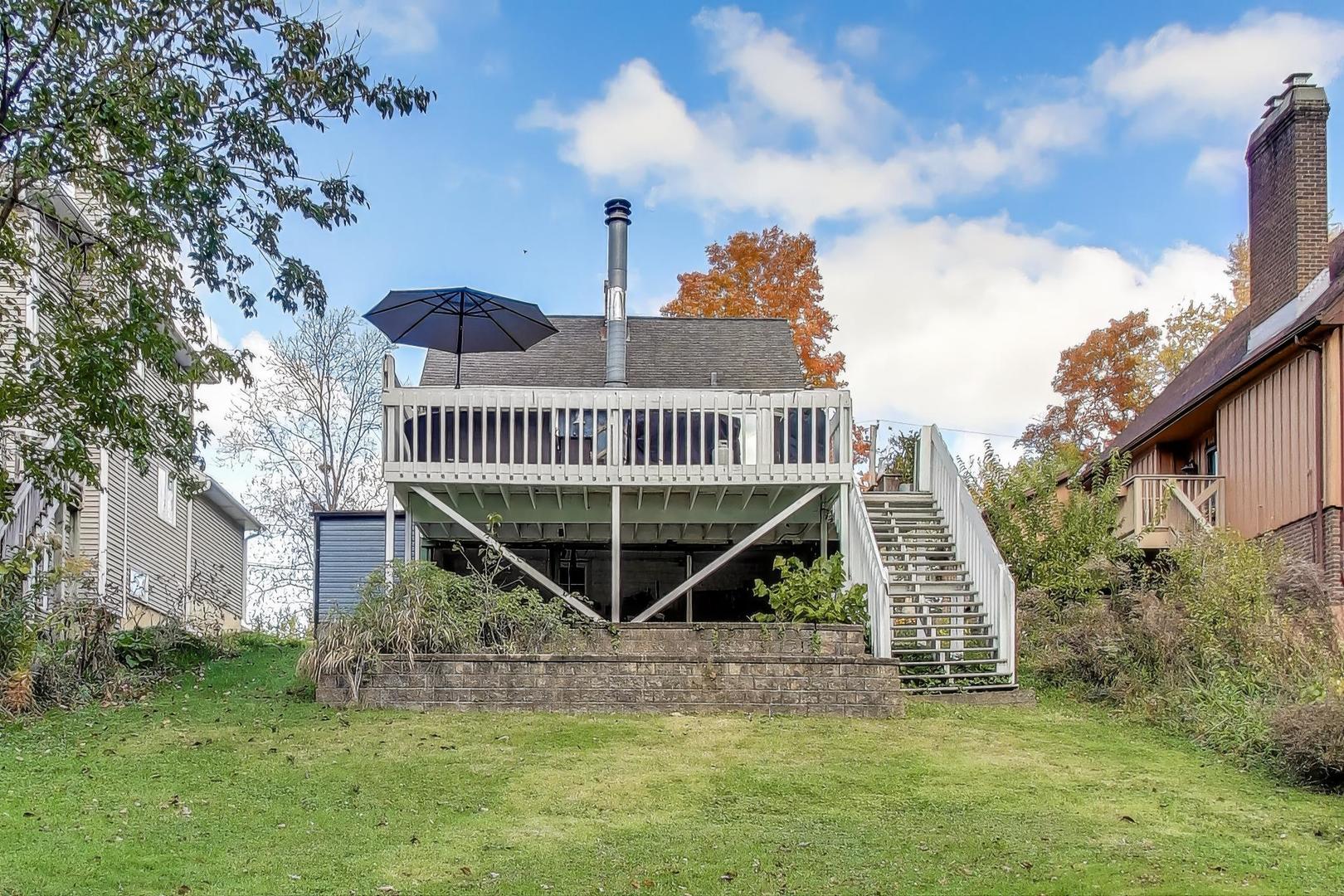 21465 W Crescent Drive, Mundelein, IL 60060