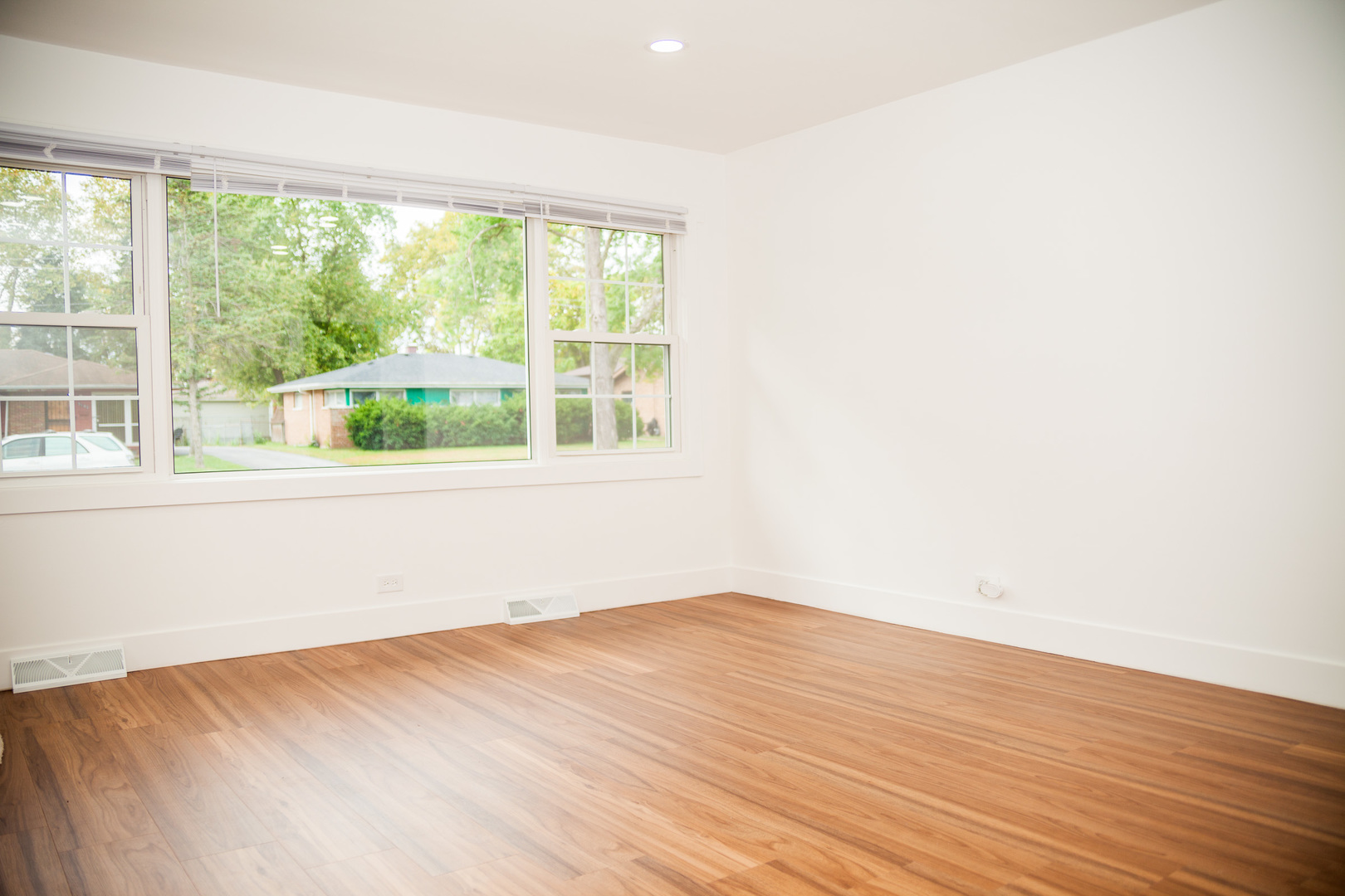 3102 Wilshire Avenue, Markham, IL 60428
