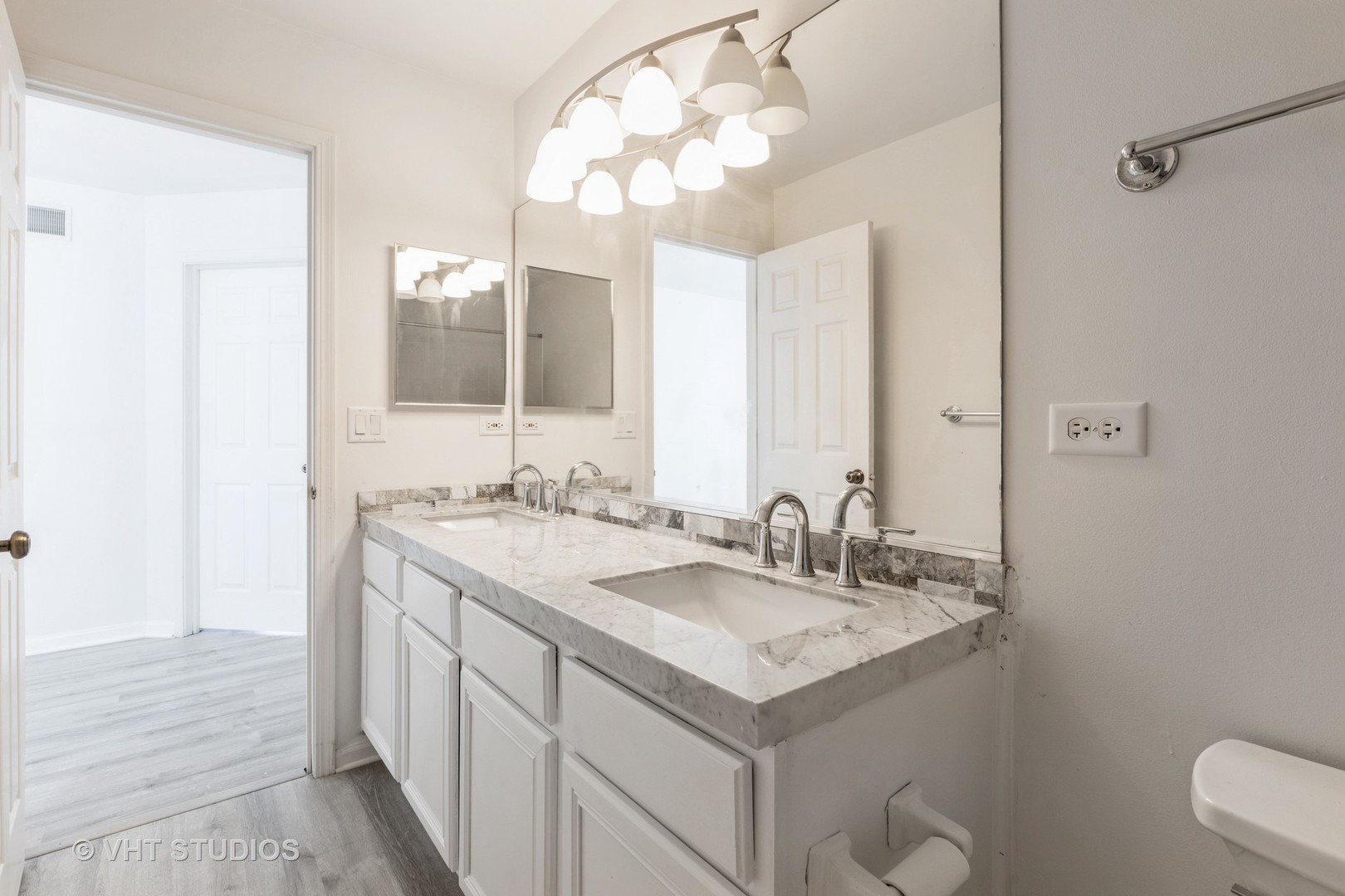 2895 Lahinch Court, Aurora, IL 60503