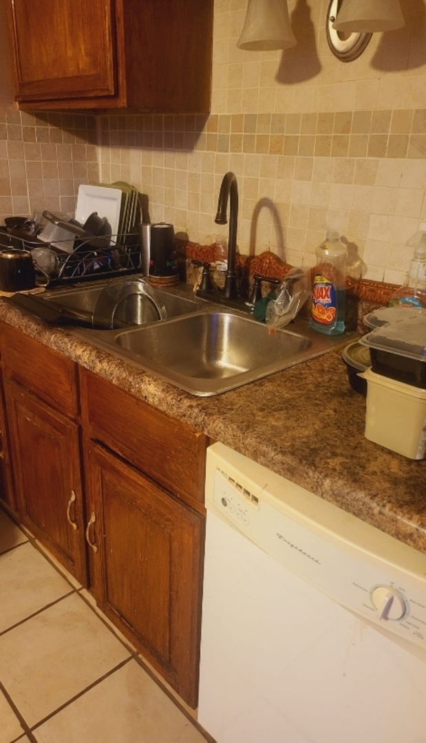 1637 215th Place, Sauk Village, IL 60411