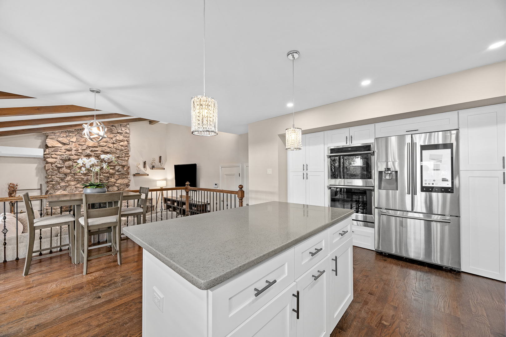 1208 N Doe Road, Palatine, IL 60067