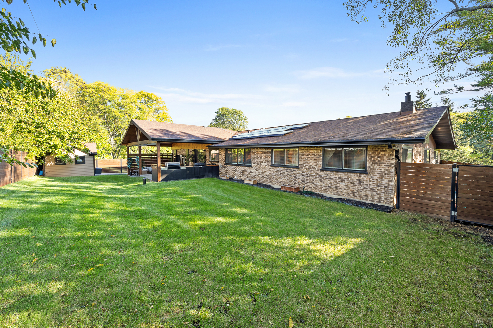 1208 N Doe Road, Palatine, IL 60067