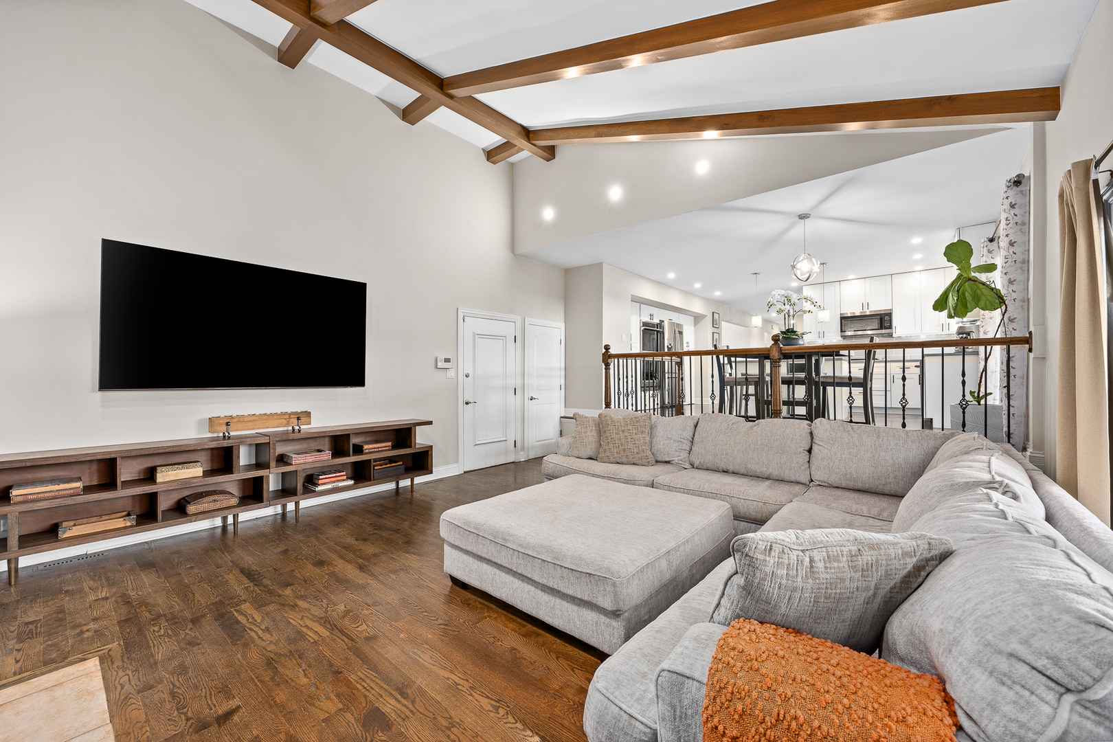 1208 N Doe Road, Palatine, IL 60067
