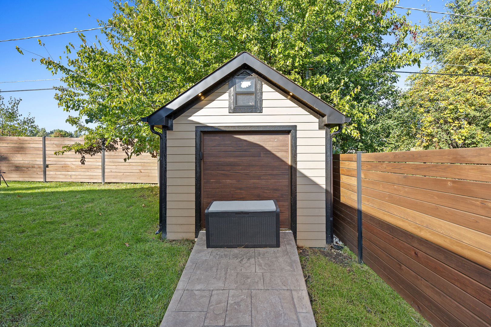 1208 N Doe Road, Palatine, IL 60067