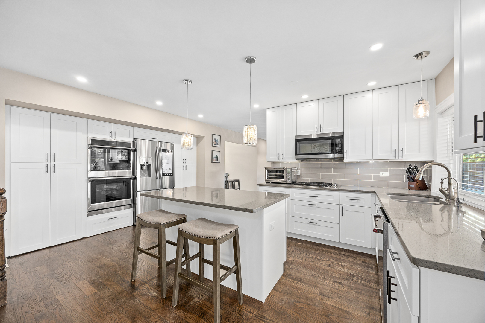 1208 N Doe Road, Palatine, IL 60067