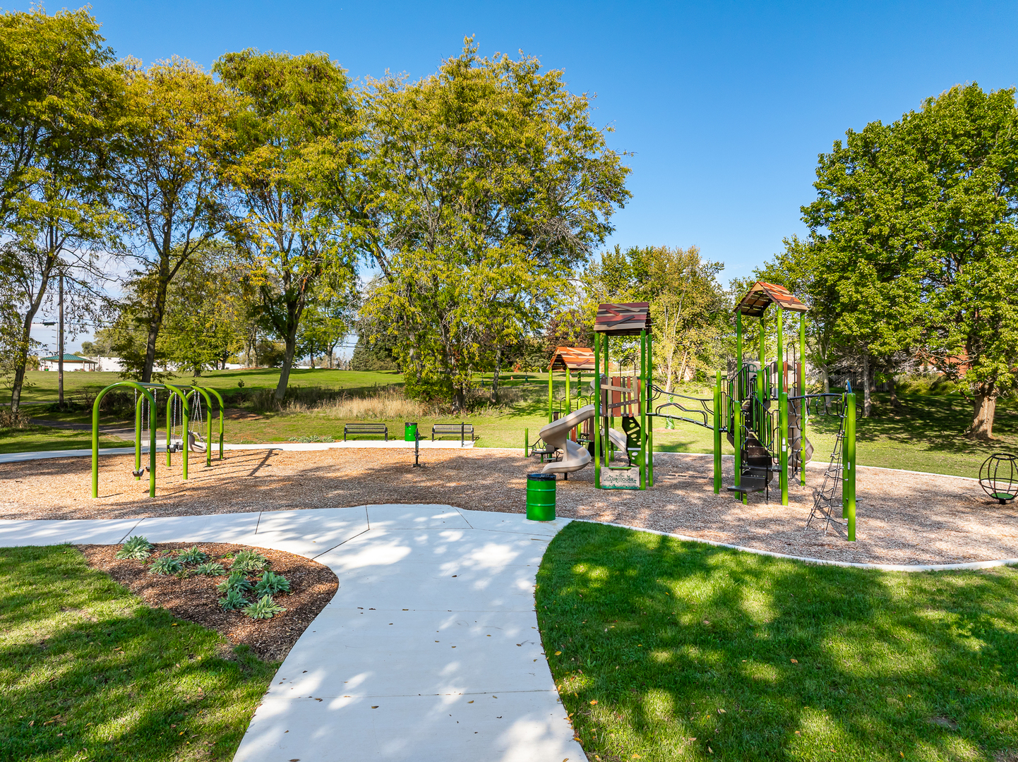 1208 N Doe Road, Palatine, IL 60067
